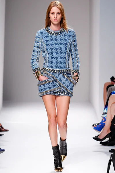 Look 23